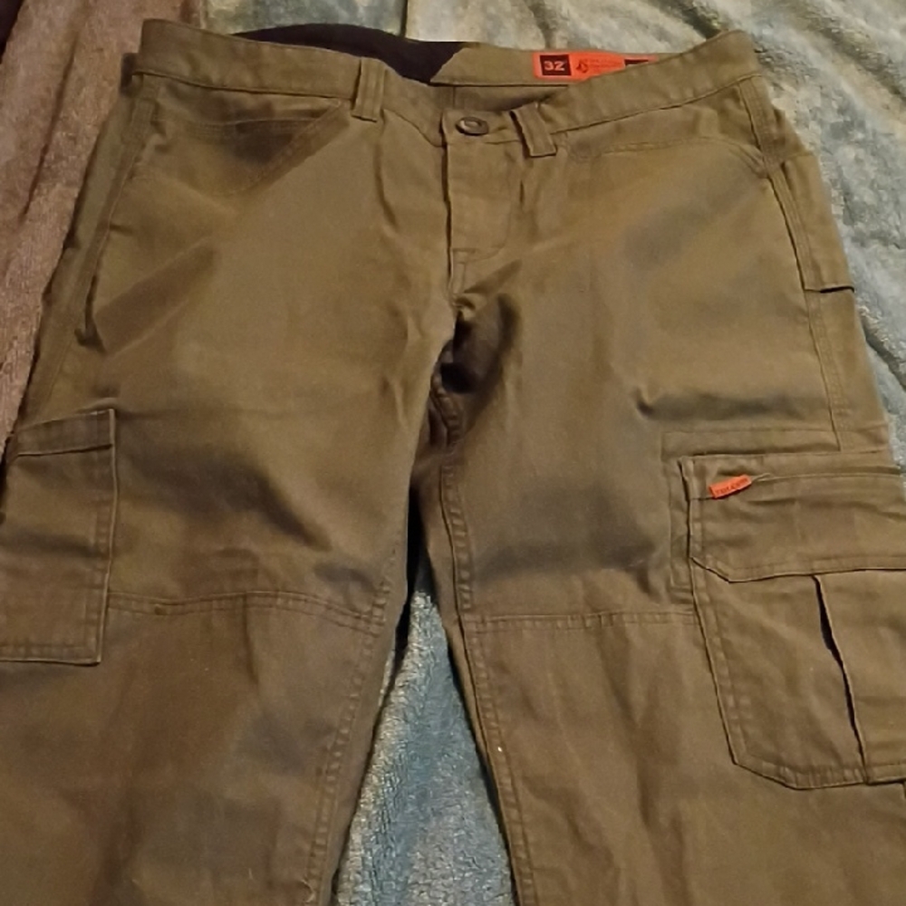 Volcom Men's Green Cargo Pants 32